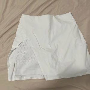 Ululemon tennis skort size 4